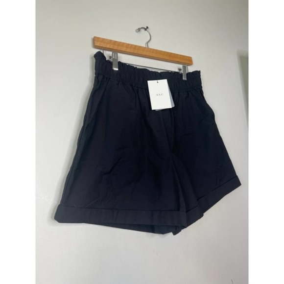 NWT A.L.C. Kaleb Pull On High Rise Fixed Cuff Black Casual Short - Picture 4 of 8